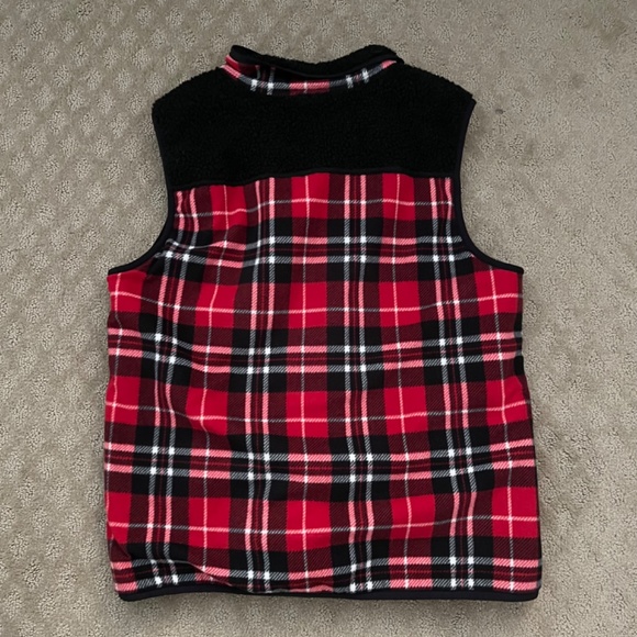 Vest - Picture 2 of 3